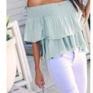 Off-the-shoulder top
